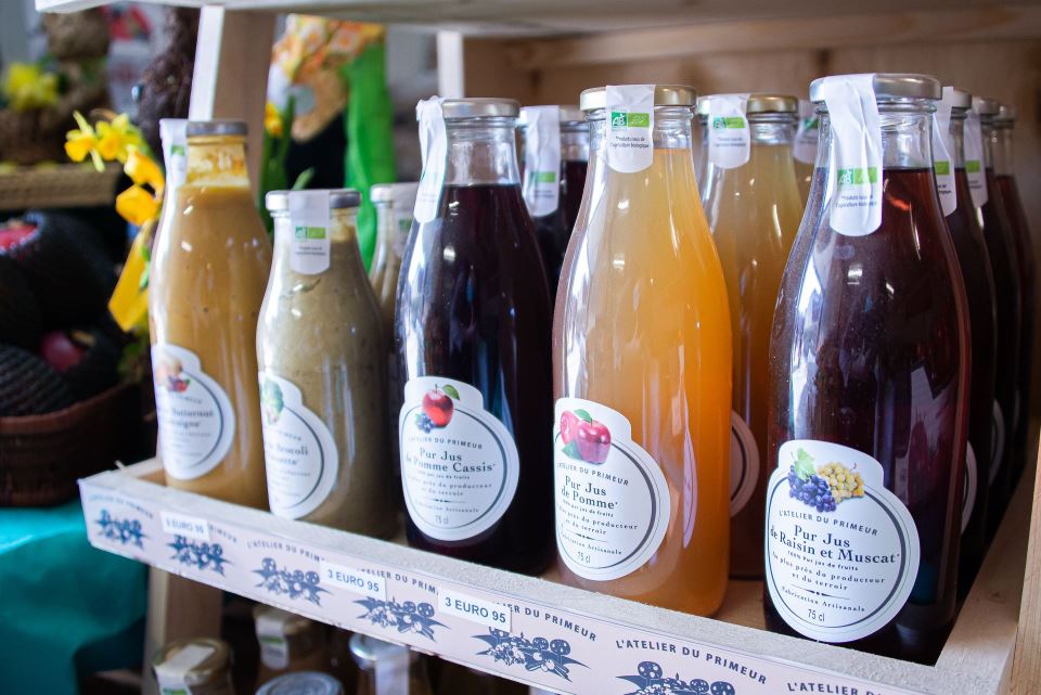 Pourquoi privilégier les jus de fruits bio labellisés AB à Sarralbe avec Est Fruits ?